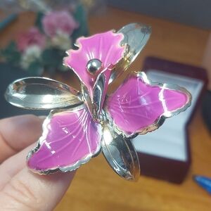 Vintage Fuschia Pink Orchid Flower Brooch Enamel Goldtone